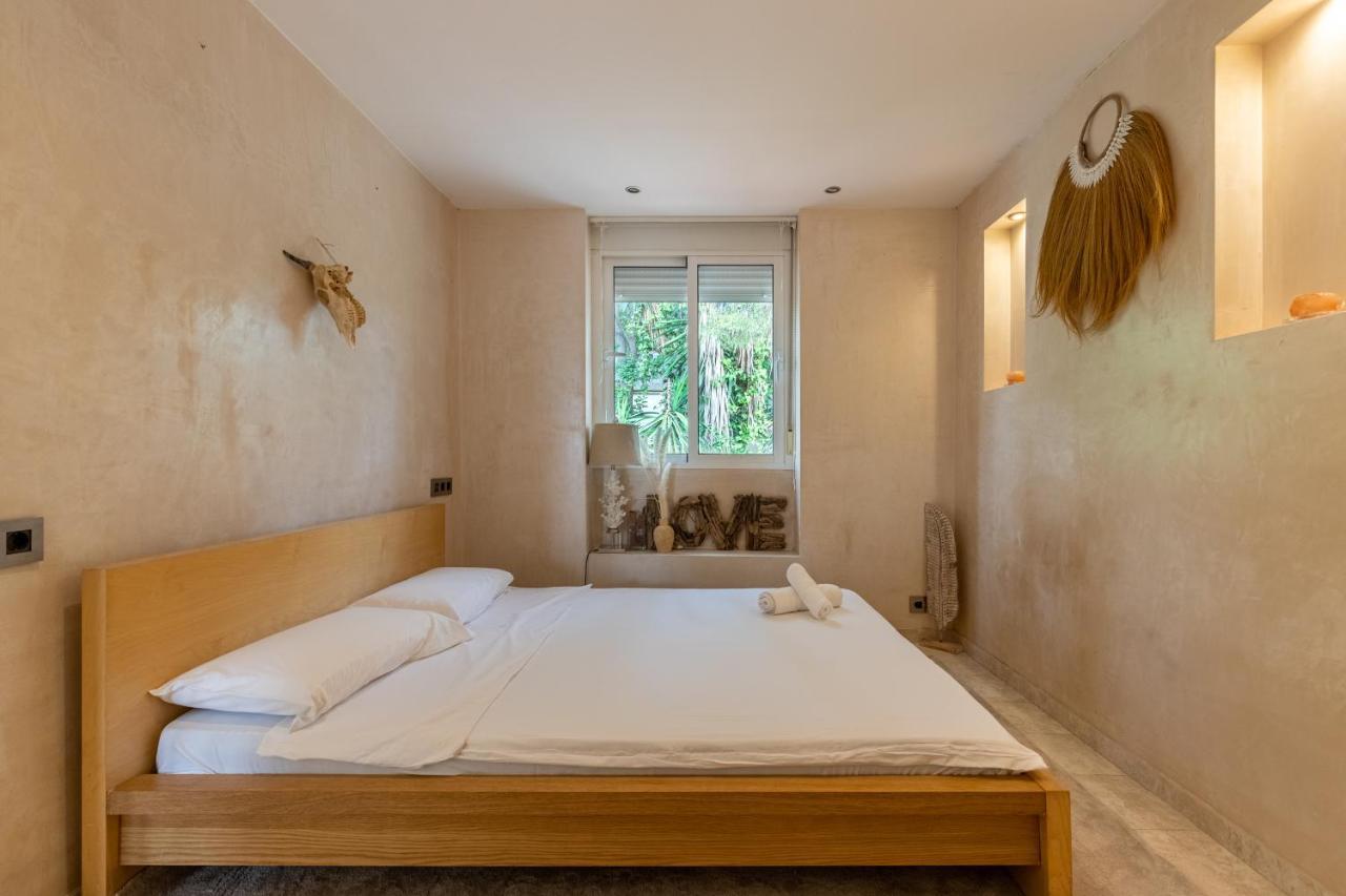 Seabreeze Carihuela Apartment Торремолинос Экстерьер фото